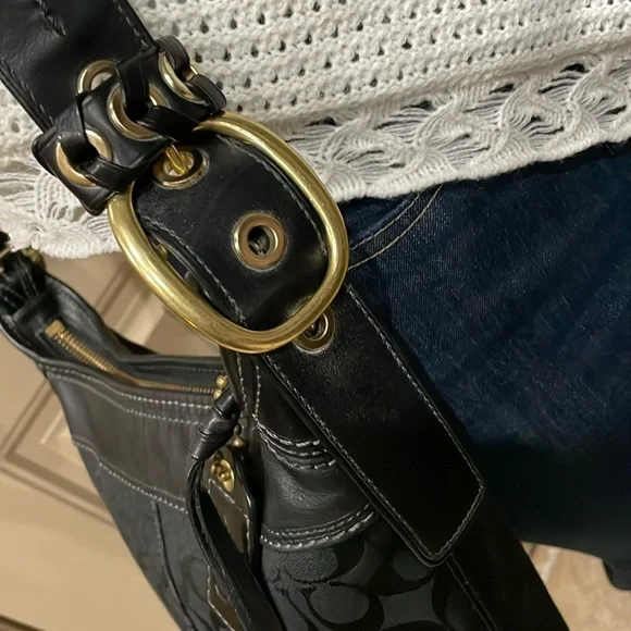 Vintage Coach Shoulder Bag Black Leather